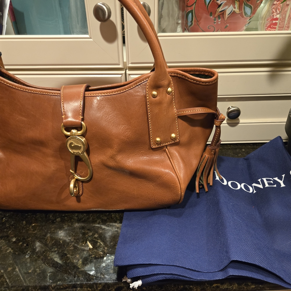 🤎🤍🤎 Dooney & Burke Satchel Elegant Brown Leather Handbag🤎🤍🤎 - Picture 5 of 16